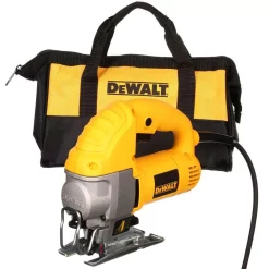Brand new 😍 DEWALT 5.5 Amp Corded Jig Saw Kit 😉